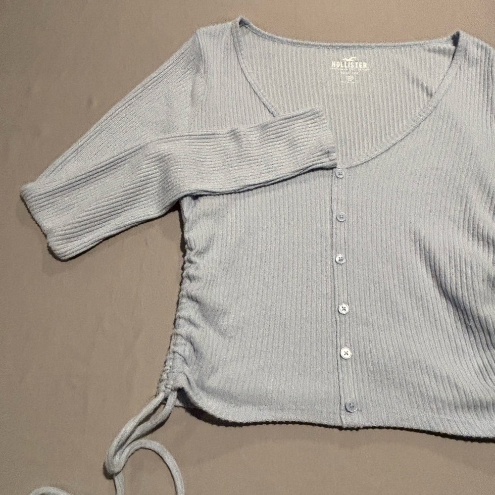 Hollister Must Have Collection Baby Tee Blue Ribbed Long Sleeve Cardigan Top M